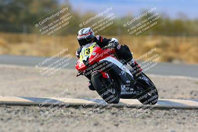 media/Feb-27-2022-CVMA (Sun) [[a3977b6969]]/Race 15 Amateur Supersport Middleweight/